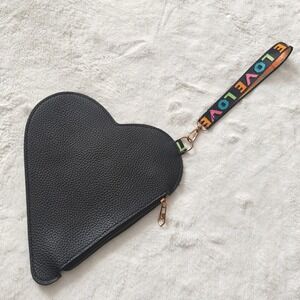 Heart Shaped Black Bag Wristlet Pouch Love Strap Zipper‎ Cosmetic Bag